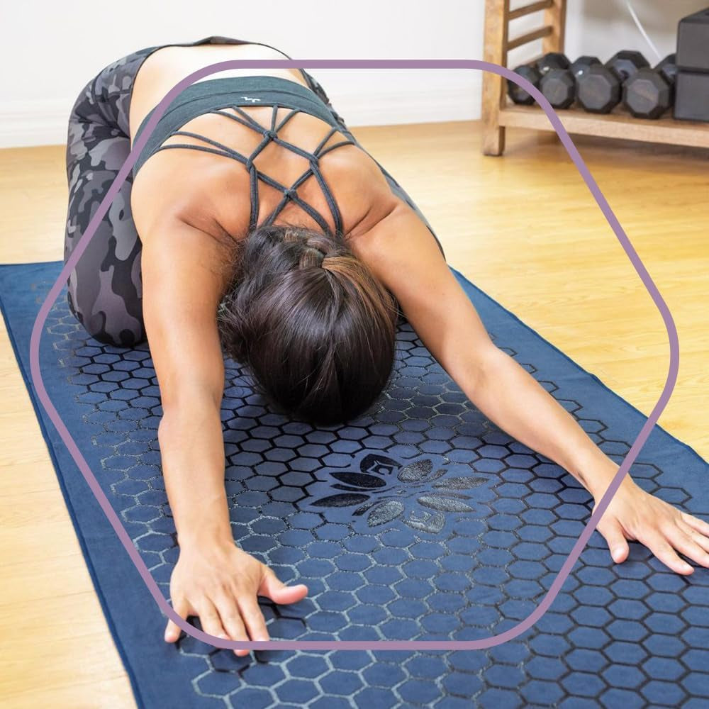 Non-Slip Hot Yoga Towel Mat - Sweat Absorbent Microfiber Suede & Double Sided Grip Hot Yoga Mat Towel with Honeycomb Design, Easy Portable for Pilates, Exercise, Workout - Dark Blue